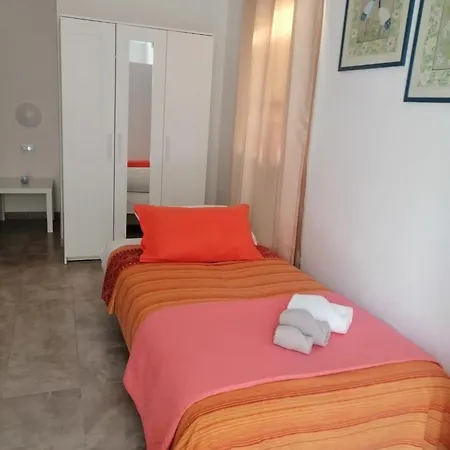 Gli Ulivi 23 *