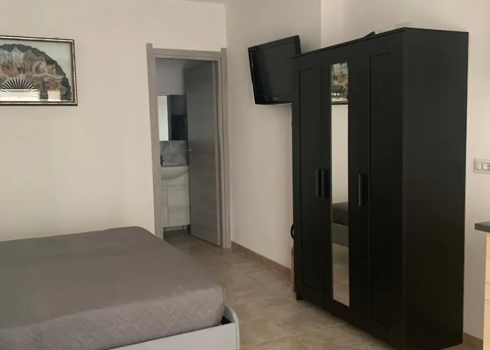Gli Ulivi 23 *