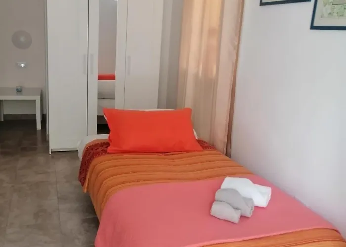 Gli Ulivi 23 *